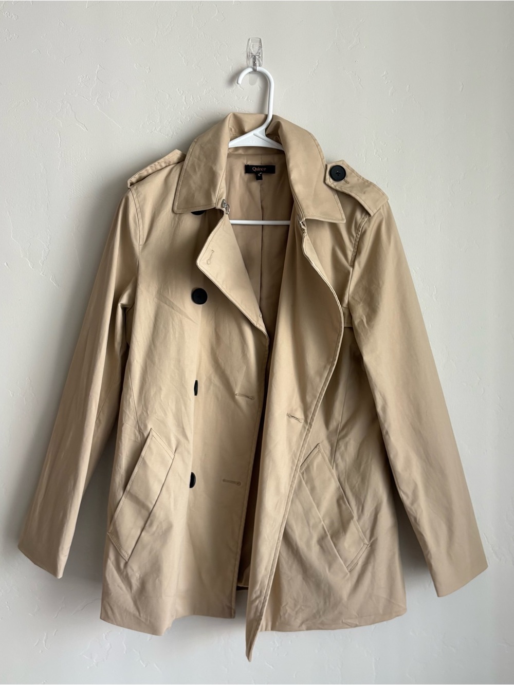 Quince Comfort Stretch Short Trench Coat Ligjt khaki 
Size S - Picture 4 of 8